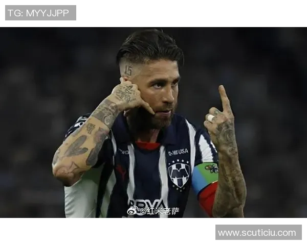 传奇后卫项链拉莫斯:从绿茵场到时尚潮流引领者的蜕变之路 传奇后卫项链拉莫斯:从绿茵场到时尚潮流引领者的蜕变之路