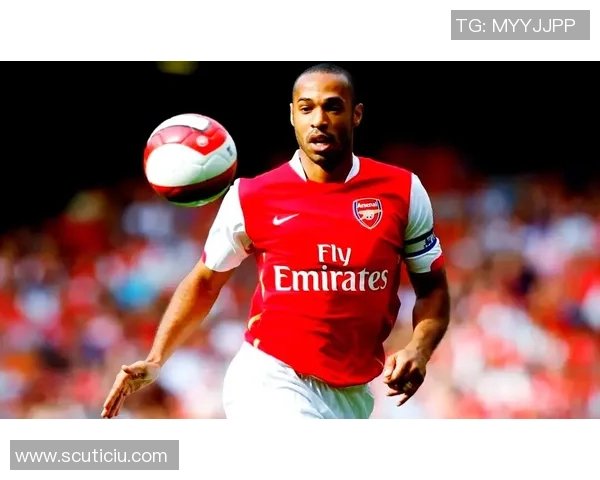 天下第一足球球星的传奇崛起与辉煌历程揭秘