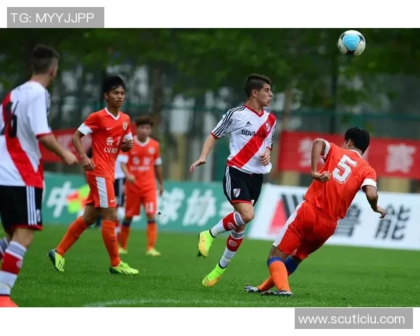 山东潍坊球星足球发展历程与青少年培养模式探索分析