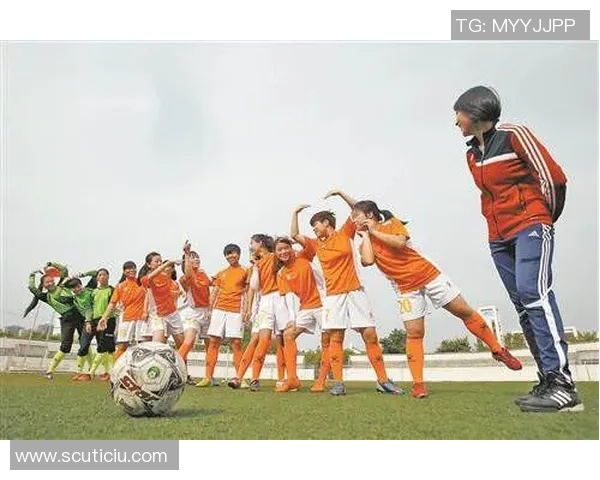 足球巨星齐聚绿茵场欢乐庆祝元旦共迎新年精彩瞬间